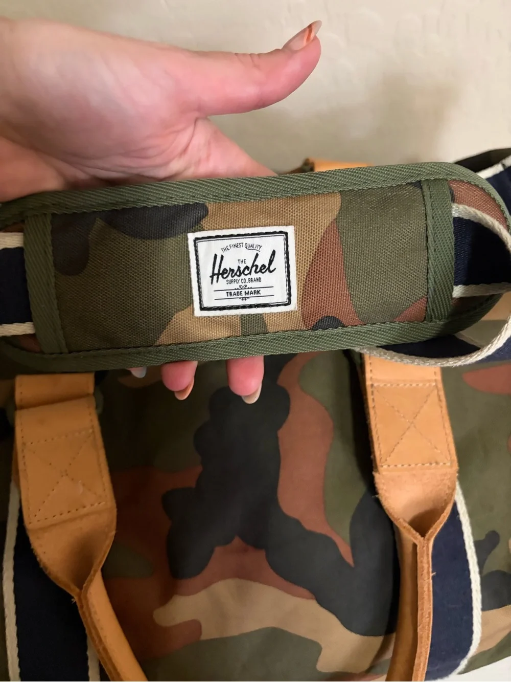 ✈️Unisex Herschel Supply Co. Camouflage Travel Duffel Carry On Weekend bag ✈️